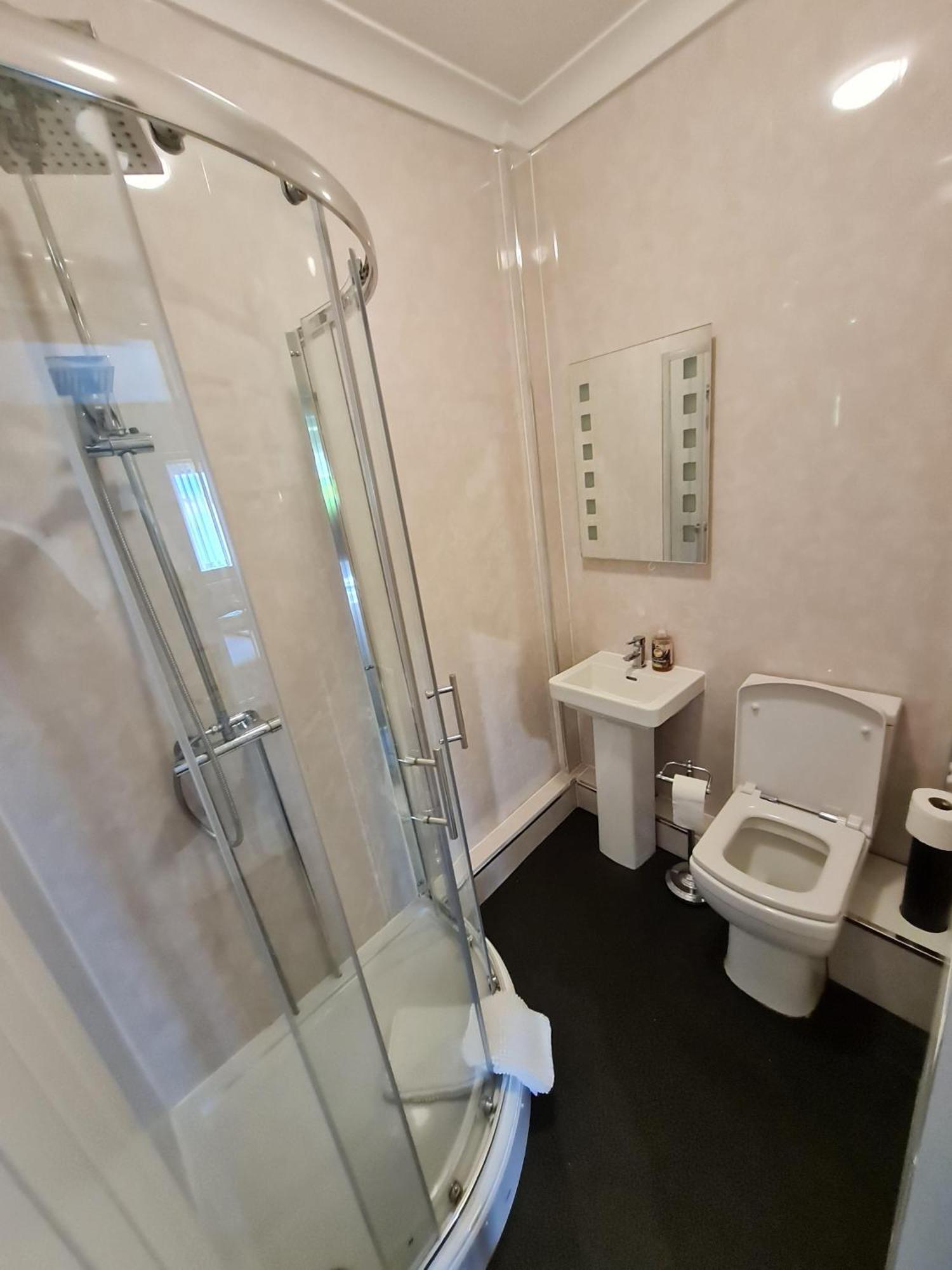 The Mayfair Lodge & Family Suite Hartlepool Bilik gambar