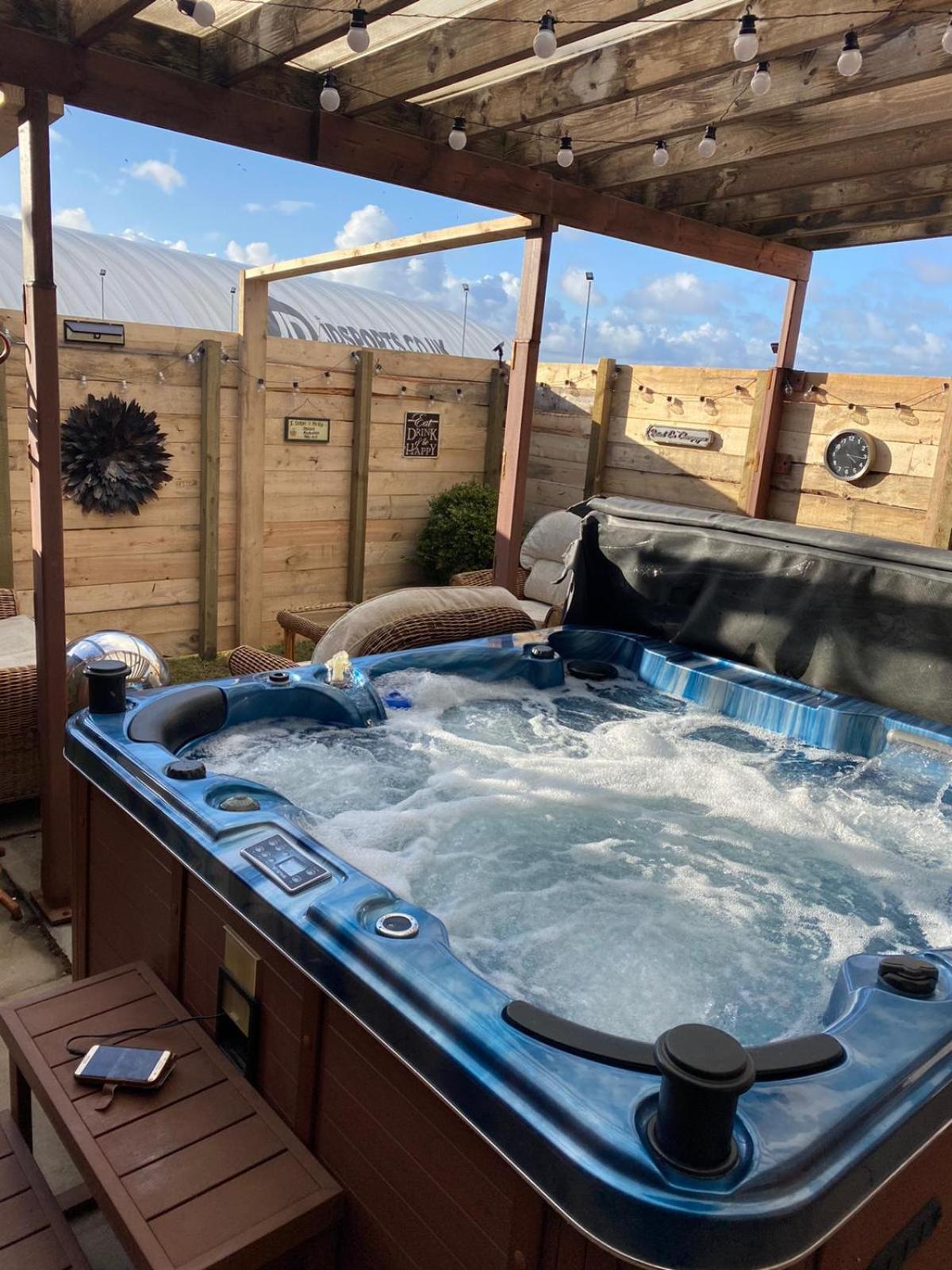 The Mayfair Lodge & Family Suite Hartlepool Bilik gambar
